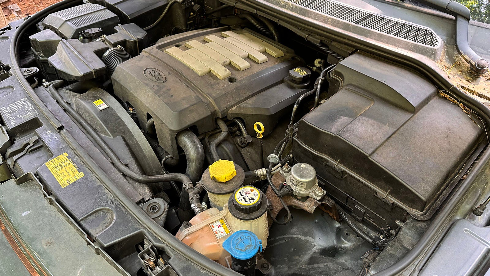 How to clean and detail an engine bay